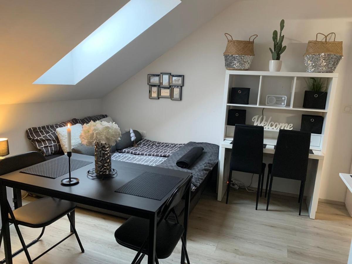 Apartment Mansarda Maribor Eksteriør bilde