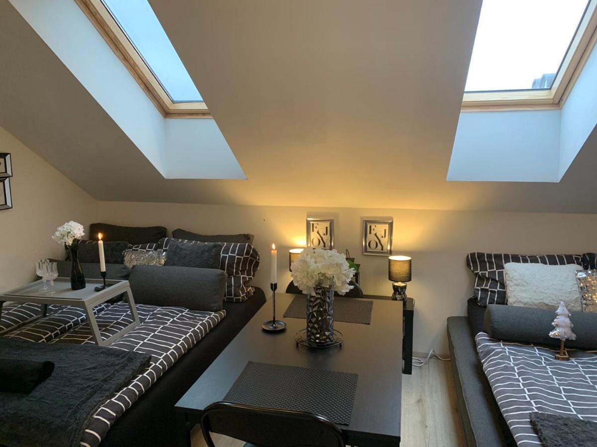 Apartment Mansarda Maribor Eksteriør bilde