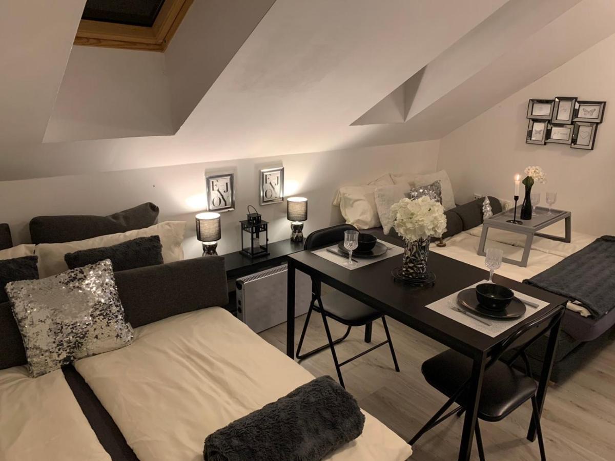 Apartment Mansarda Maribor Eksteriør bilde