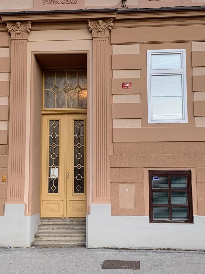 Apartment Mansarda Maribor Eksteriør bilde